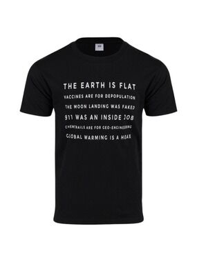 The Earth Is Flat Conspiracy T-shirt Size Small